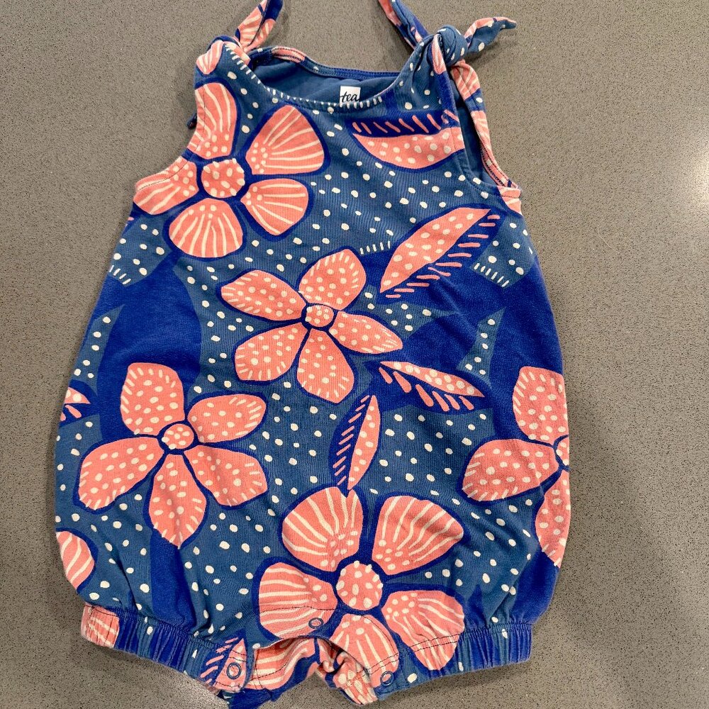 Tea Collection Tie Shoulder Baby Romper, Oversized Dot Floral 12-18 months